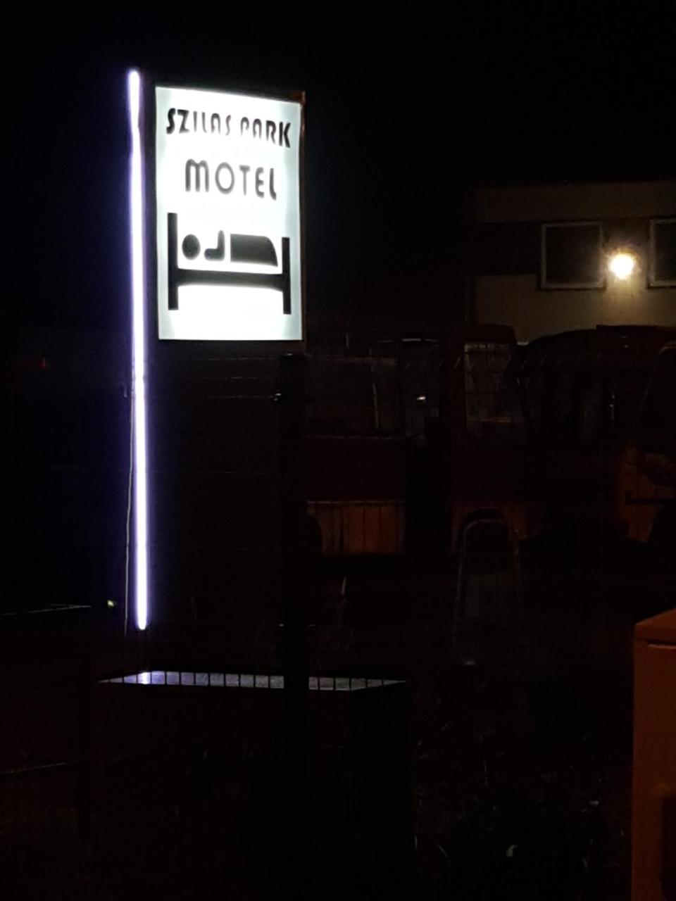 Szilas Park Motel Nagytarcsa Exterior foto